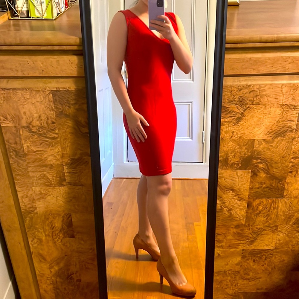 St. John Evening Red Knit Sheath Dress